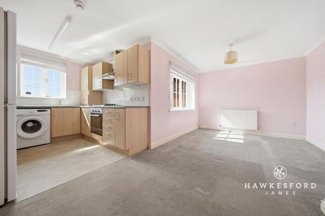 Crown Road, Sittingbourne - Lounge
