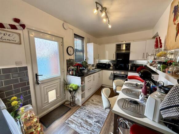 Dining Kitchen