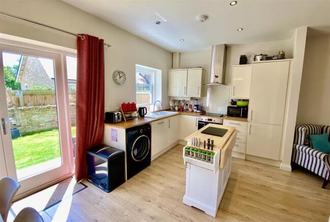 Kitchen/Dining Room