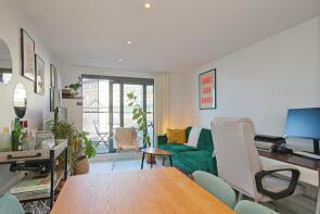 306, East Carriage House, Royal Carriage Mews, London SE18 6GG