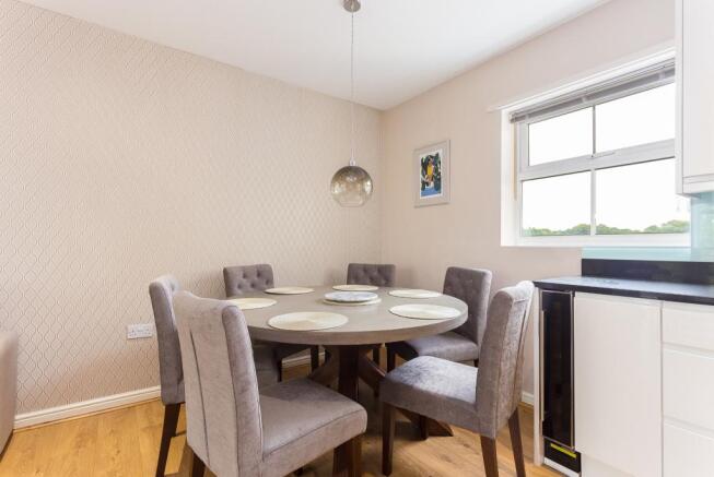 Dining Area 2