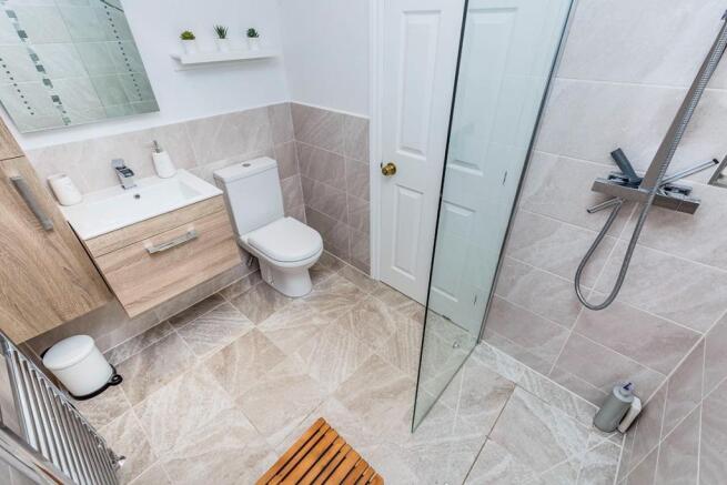 Ensuite