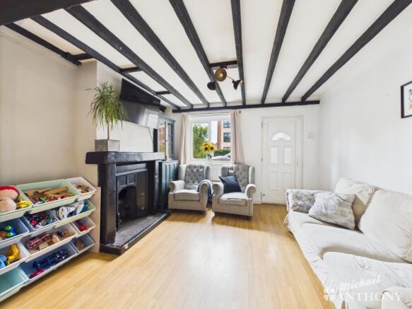 CAM03852G0-PR0342-STILL011