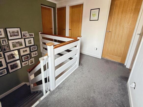 3 bed Detached for sale Image 7