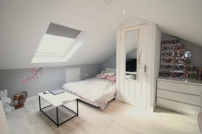 Bedroom 4a.JPG