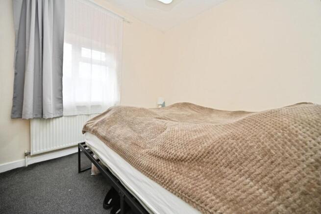 2 bed Terraced for sale Image 5