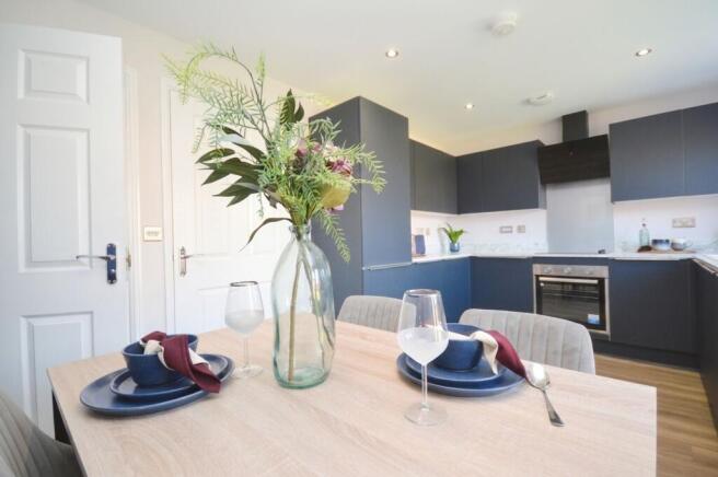 3 bed Link Detached House to rent Image 4