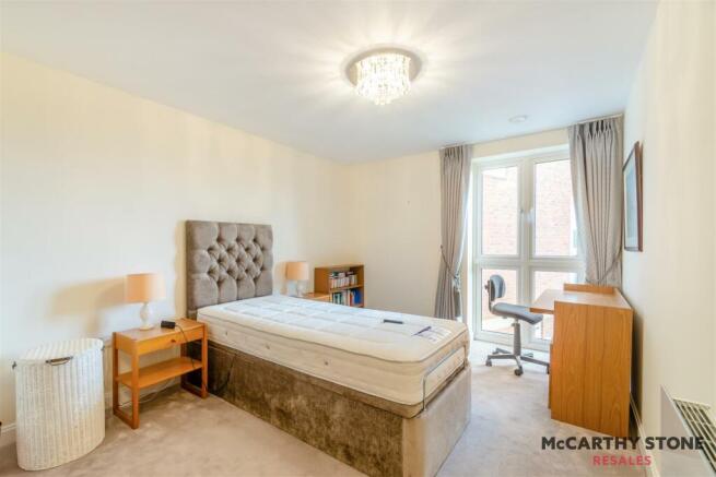 2 bed Apartment for sale Image 5