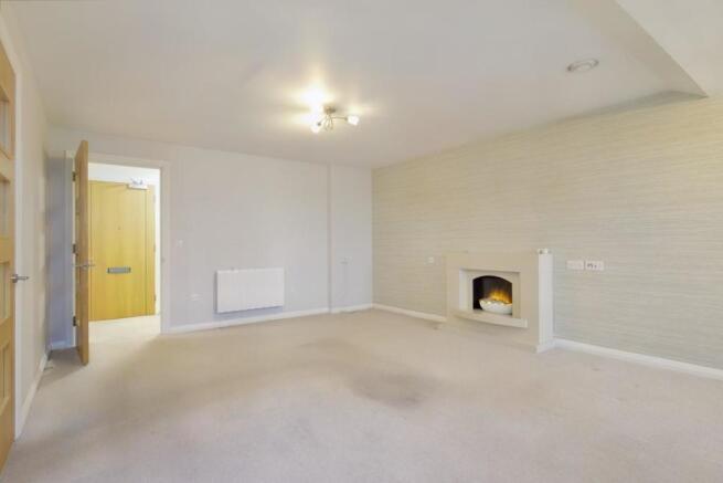 8525566-interior08 (Medium).jpg