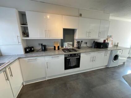 West Malling Way, Hornchurch, Essex, RM12 5RS