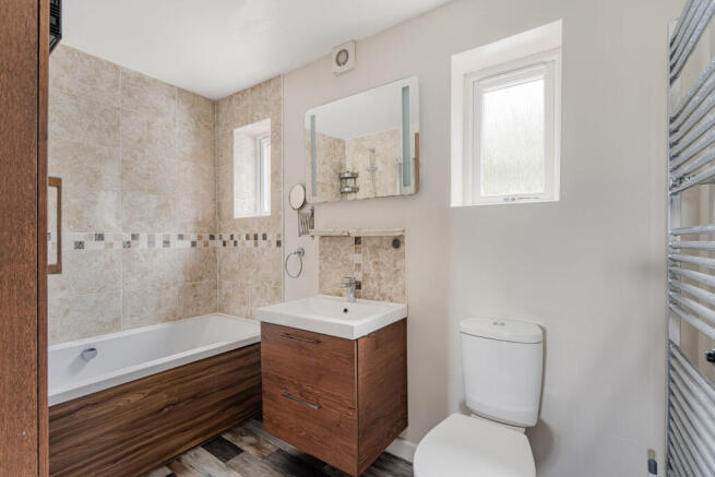Greenway, Newton Longville, Milton Keynes, Buckinghamshire, MK17 photo 4