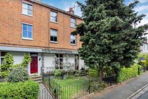25, Jesse Terrace, Reading RG1 7RS