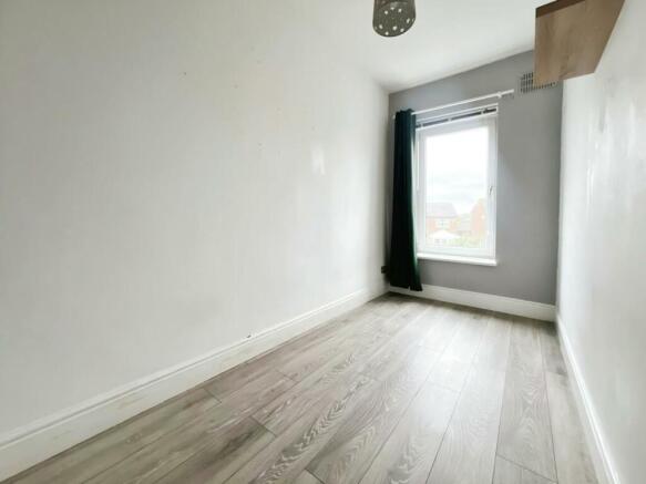 2a2c5f5e-small 20bedroom.jpg
