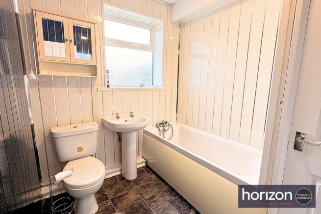 3 bed Terraced for sale Image 7