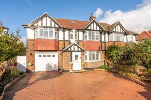 21, St Pauls Close, Hounslow TW3 3DE
