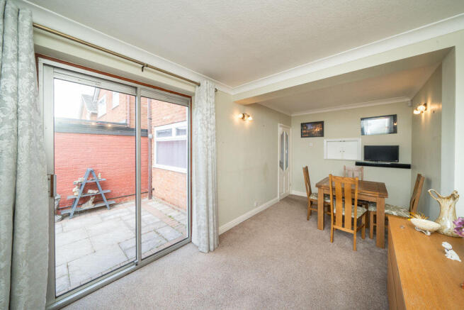 Denleigh Road, Kingswinford photo 4