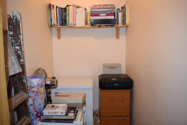 STORAGE ROOM