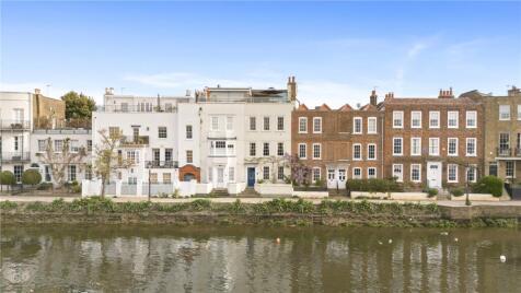 Strand on the Green, London, W4
