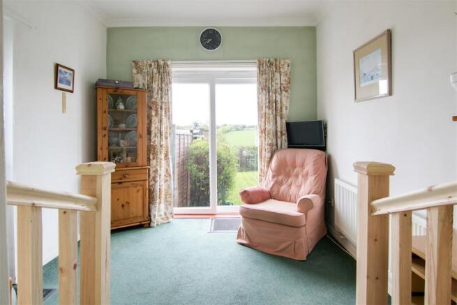 4_breakfast room_15 Nineacres.jpg