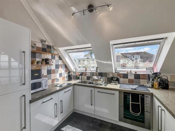 Kitchen_.jpg