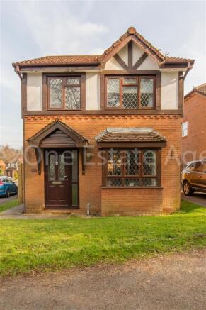 21 Juniper Cres-20.jpg