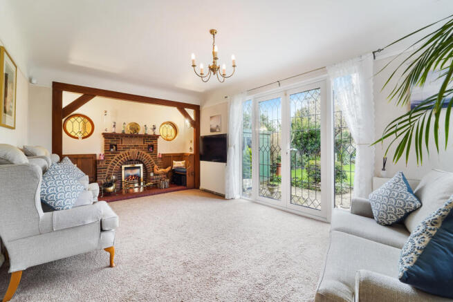 WOODLANDS AVENUE, 44  (3)