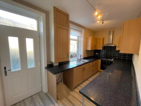 2 bed Terraced for sale Image 6