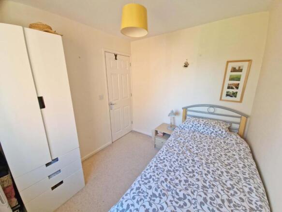Bedroom4a.jpg
