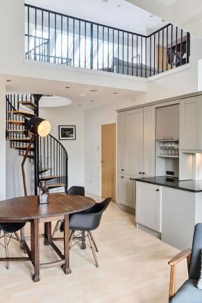 2 bed Apartment for sale Image 11