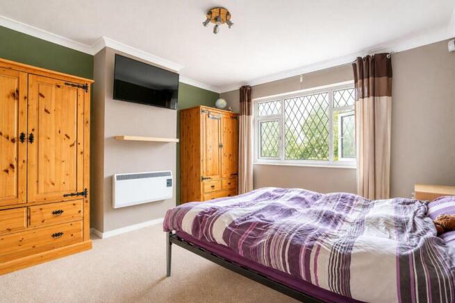 3 bed Semi-Detached for sale Image 7