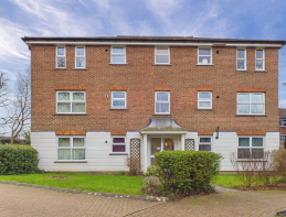 62, Greenacres, North Parade, Horsham RH12 2TB