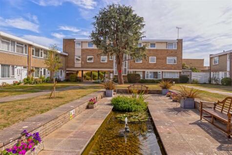 Bramber Square, Rustington