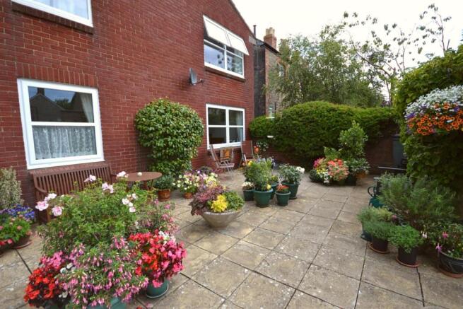 Communal Garden.jpg
