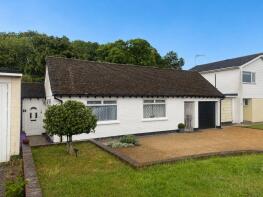 4, Malus Drive, Addlestone KT15 1EP