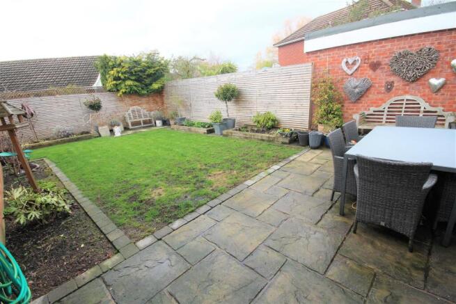 garden 1.jpg