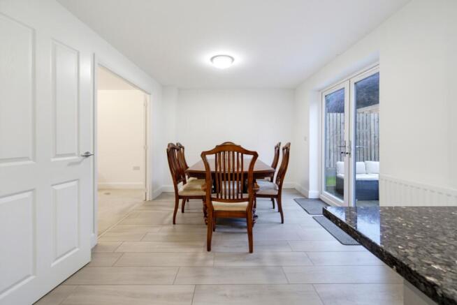 Dining area - Ewemove Otley