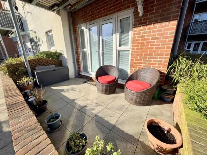 Avenel Way, Poole, BH15