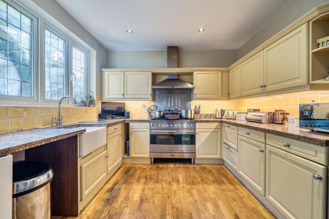 1420359-12-699f2e...