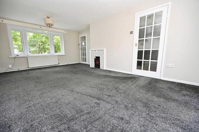 3 bed Semi-Detached for sale Image 4