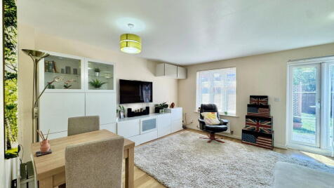 Hop Gardens, Kintbury, Berkshire, RG17 9AB