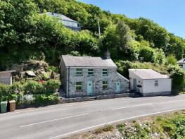 Tan Y Dderwen, Fairbourne LL38 2HJ