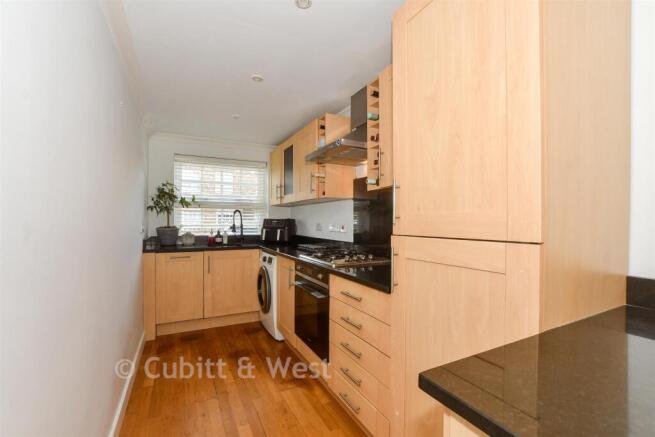 Lounge/Kitchen