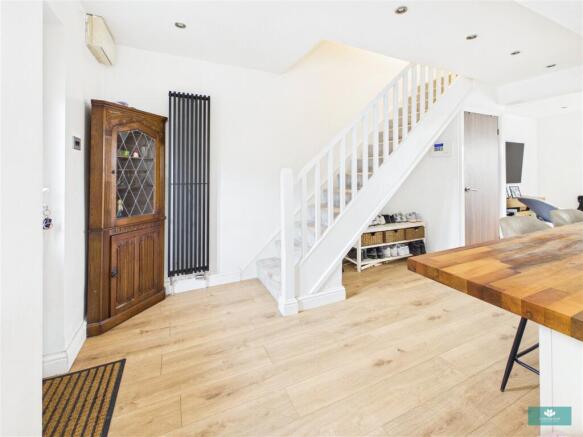 3 bed Terraced for sale Image 5