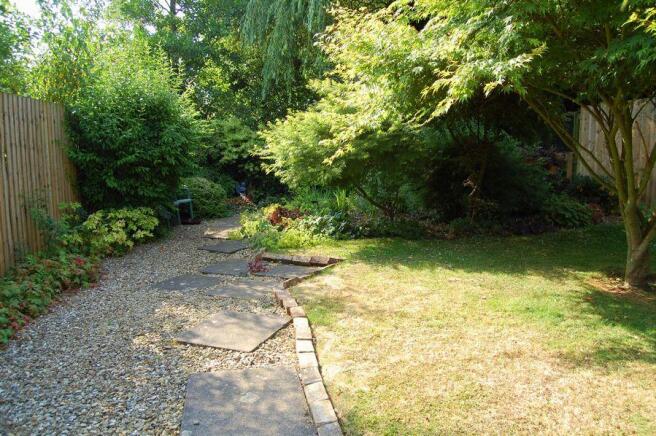 REAR GARDEN 3