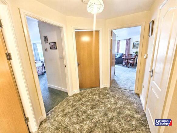 2 bed Apartment for sale Image 9