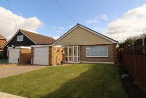 Linbar, Hornsby Lane, Orsett RM16 3AU