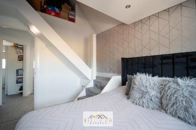 3 bed Semi-Detached for sale Image 10