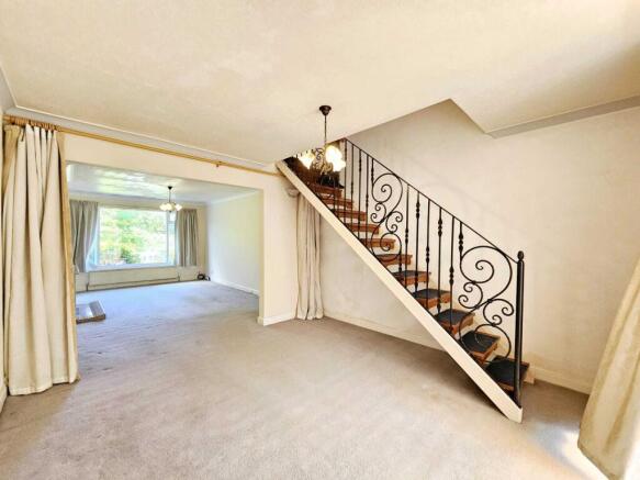 3 bed Semi-Detached Bungalow for sale Image 5