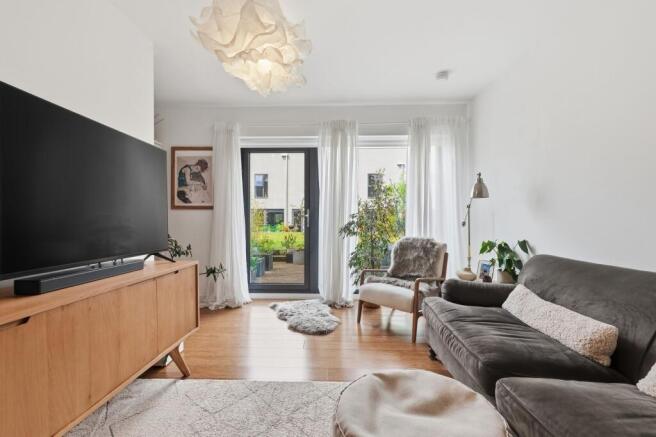 3 bed Terraced for sale Image 11