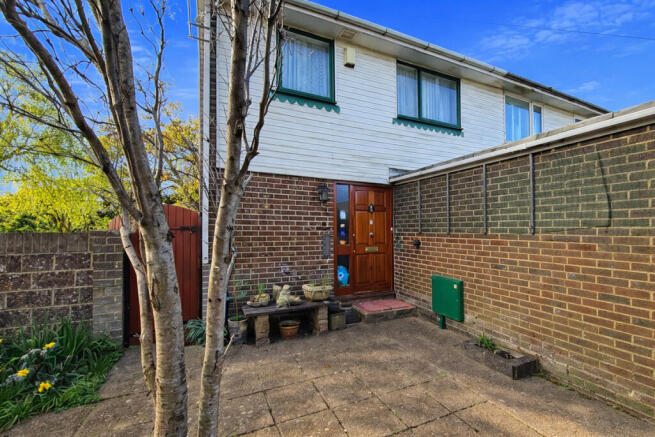 Freshbrook Road, Lancing, BN15 photo 4